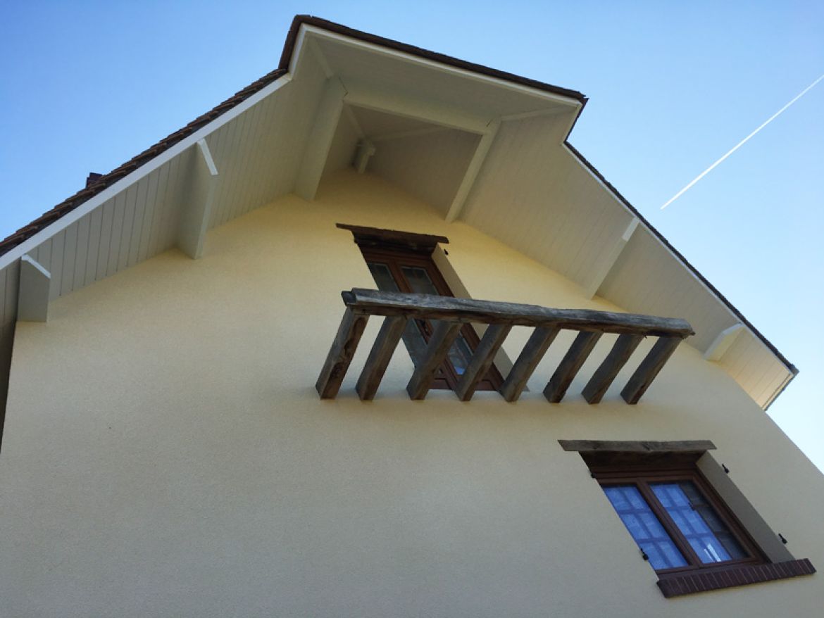 Maison sous toiture/sous face et cache moineaux PVC à Evreux dans l'Eure